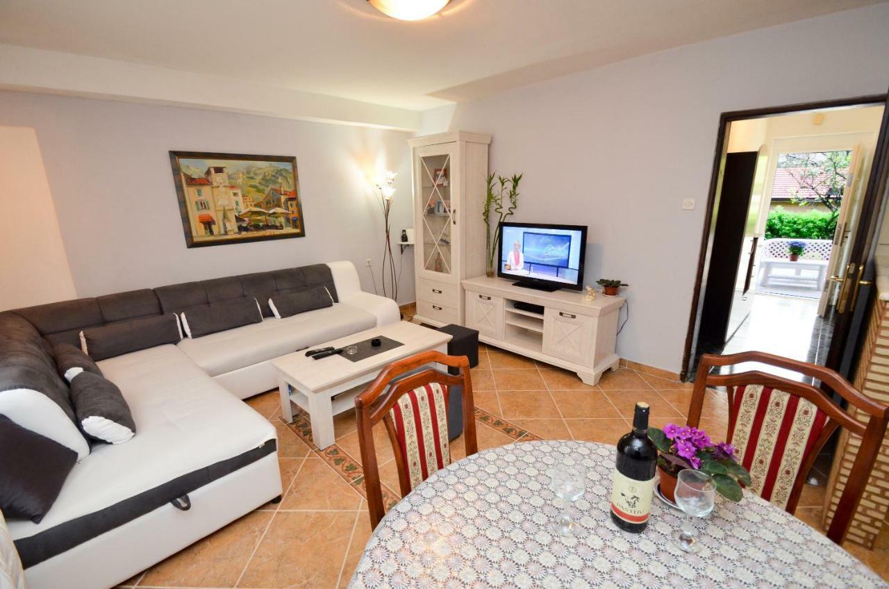 Apartment Buki Kotor Exterior photo